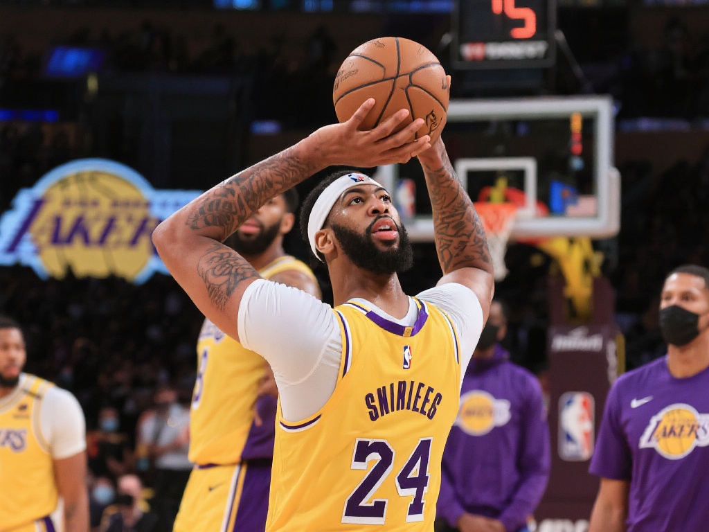 缩小与豪门 缩小与豪门